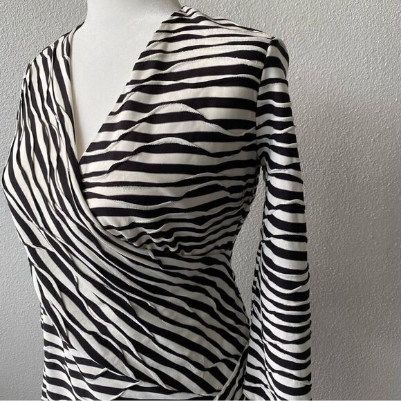 Chico’s Stripe Print Surplice Wrap Neck Black White Sheath Dress - Picture 3 of 15